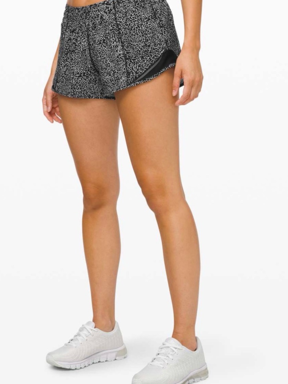 Lululemon Hotty Hot Short Size 6